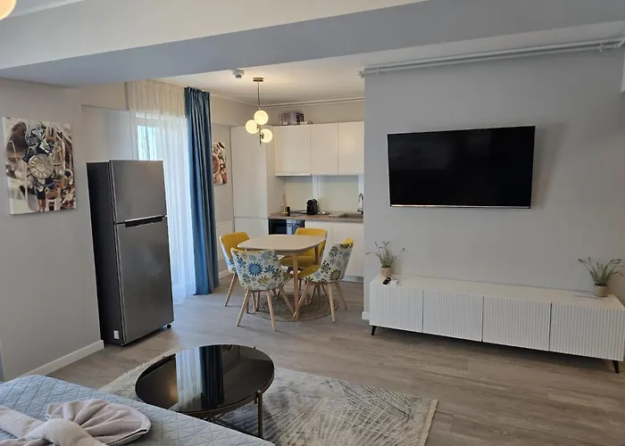 Zora Blue * Năvodari